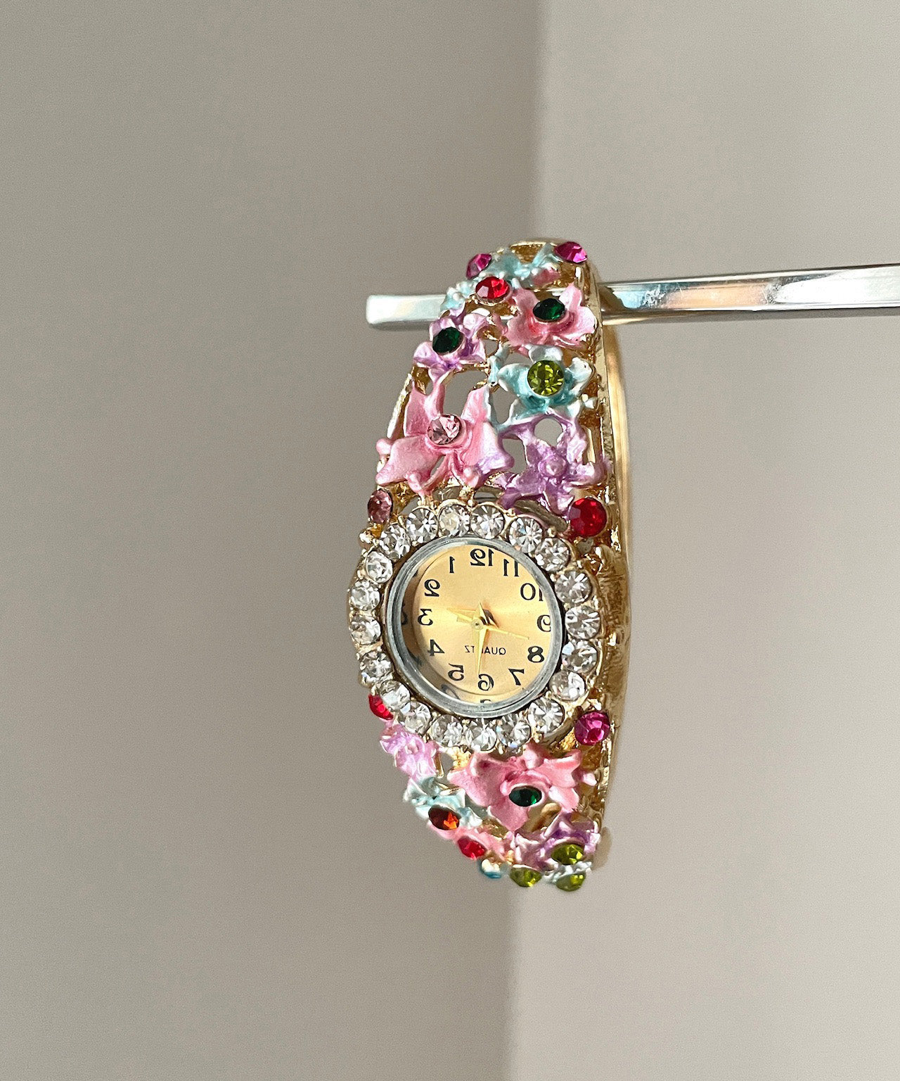 Gold Pink Alloy Zircon Cloisonne Watches