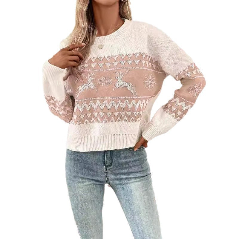 Women's Cozy Christmas Sweater with Festive Reindeer Pattern and Crew Neck
