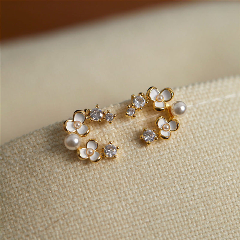 Harlan Camellia Pearl Earrings