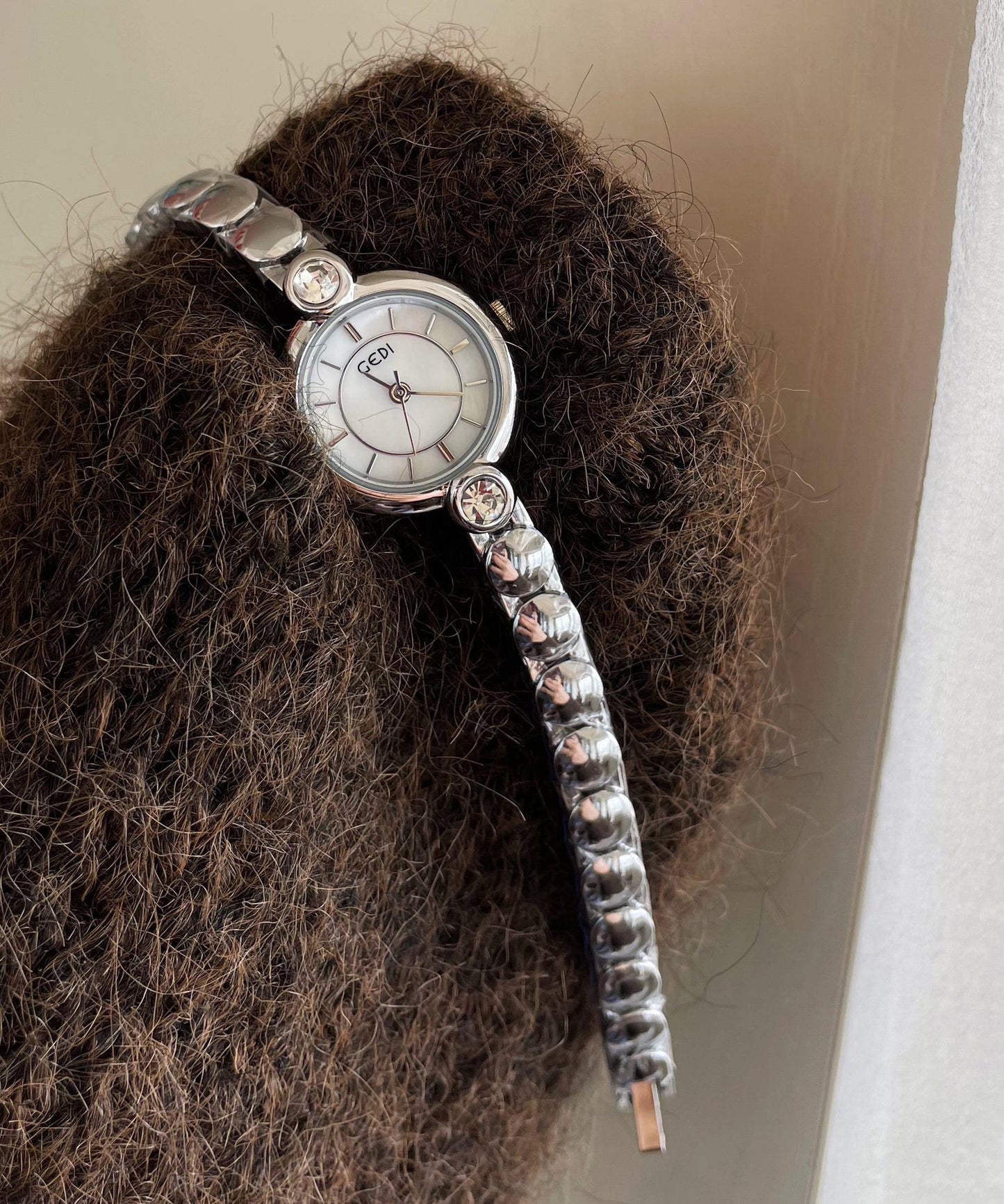 Fine Silk Alloy Quartz Movement Chain Watches