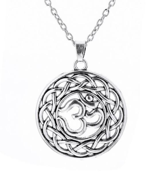 Style Om Necklace