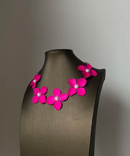 Brief Rose Metal Alloy Pearl Flora Princess Necklace