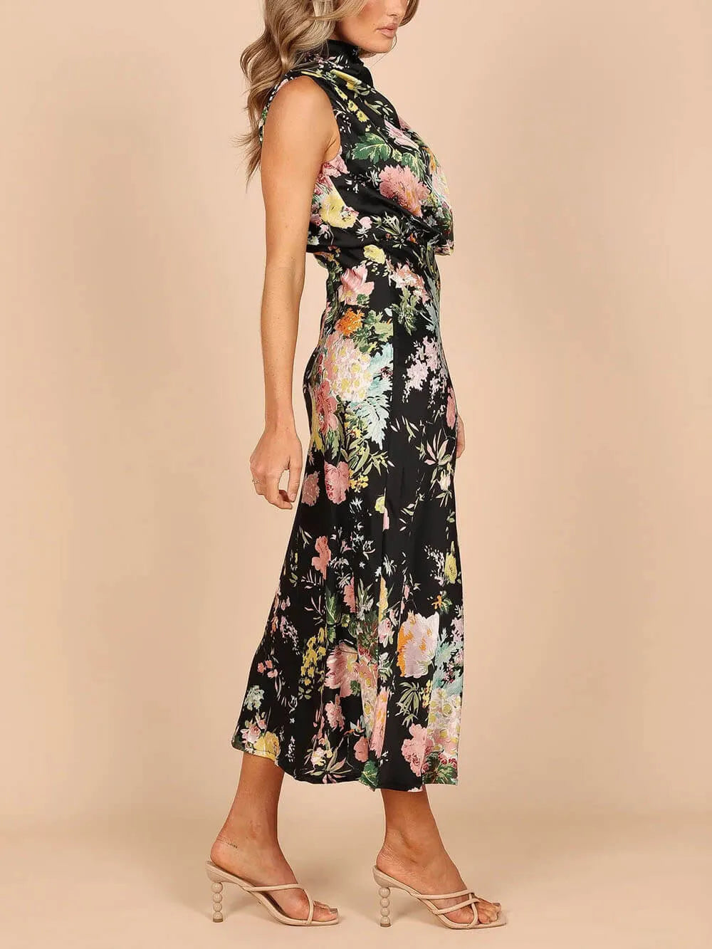 Halter Neck Elastic Waist Maxi Dress