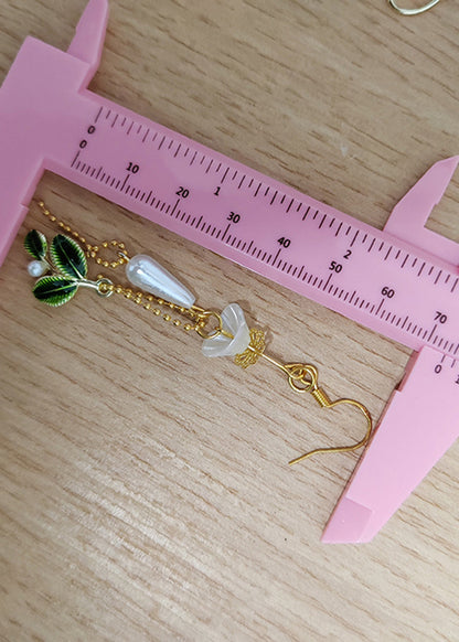 Water Droplet Pearl Green Leaf Drop Earrings