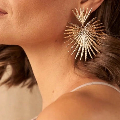 Revolve X Shashi Throne Earrings Gold