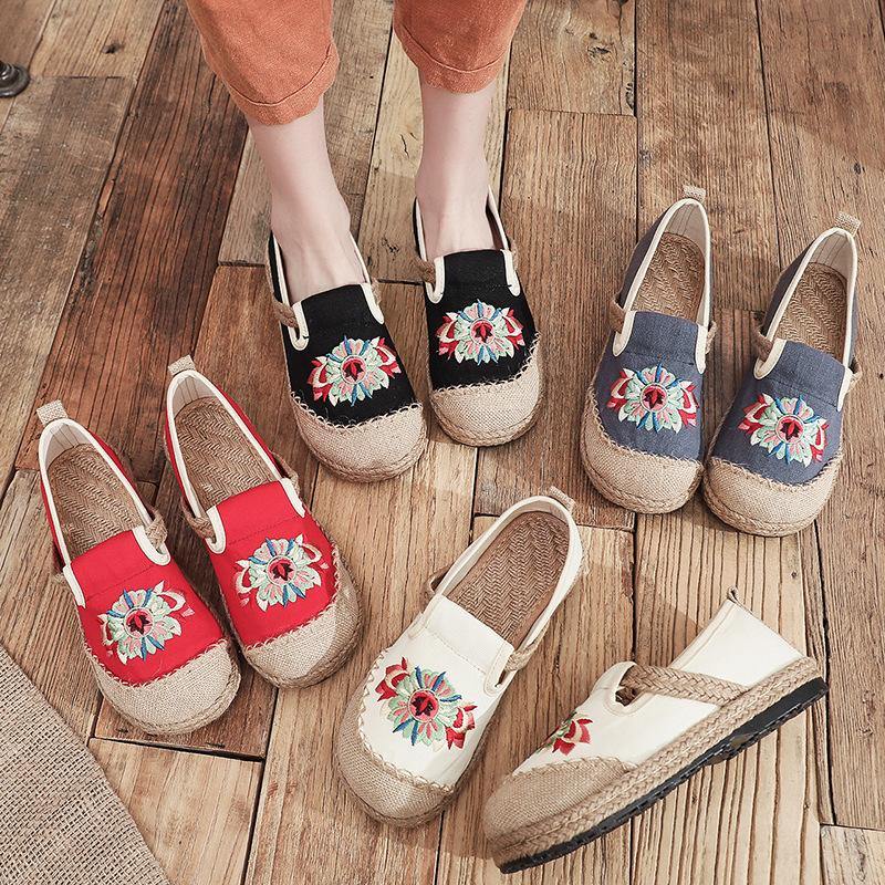 Grey Embroidered Flats Cotton Linen Fabric Boutique Flat Feet Shoes