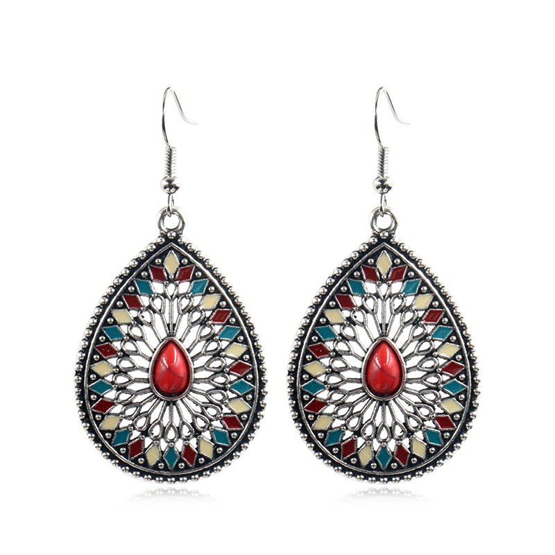 Round Cutout Flower Earrings