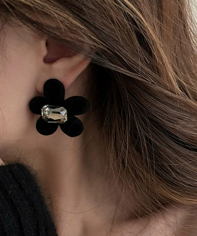 Loose Black Flocking Zircon Stud Earrings