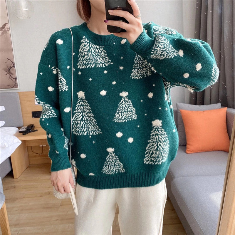 Women's Cozy Sweater with Christmas Tree Pattern