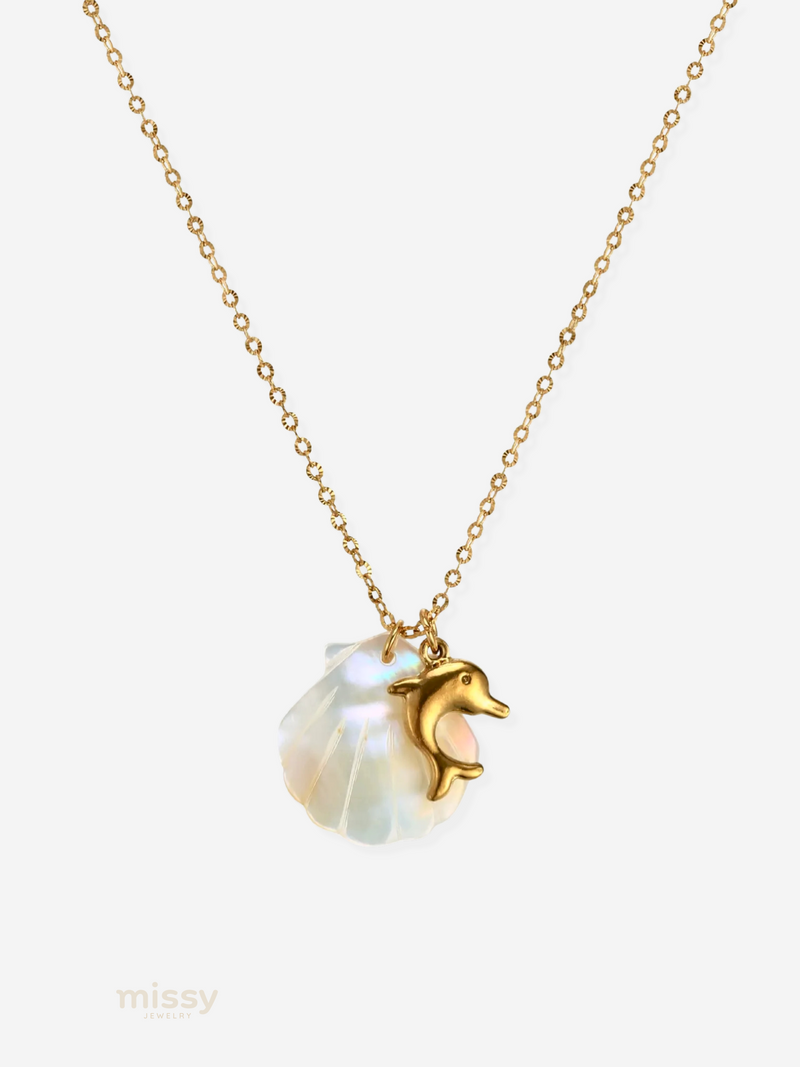 Susie Ocean Charm Shell Necklace