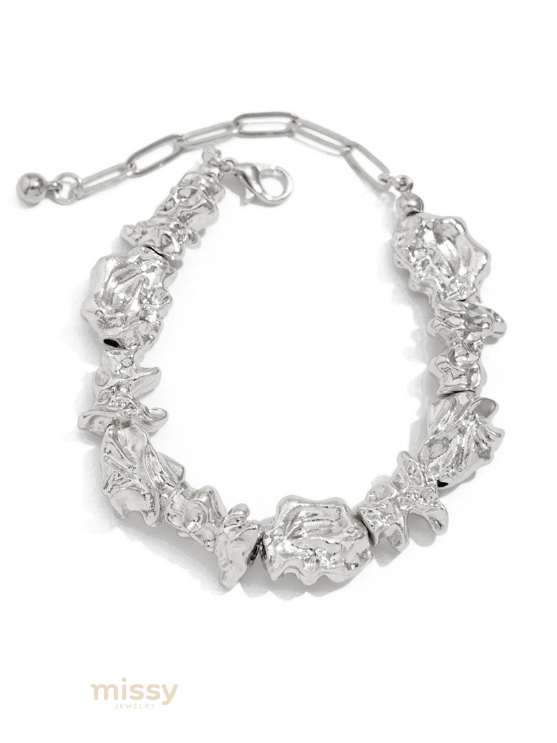 Maisey Folded Geometric Necklace Set