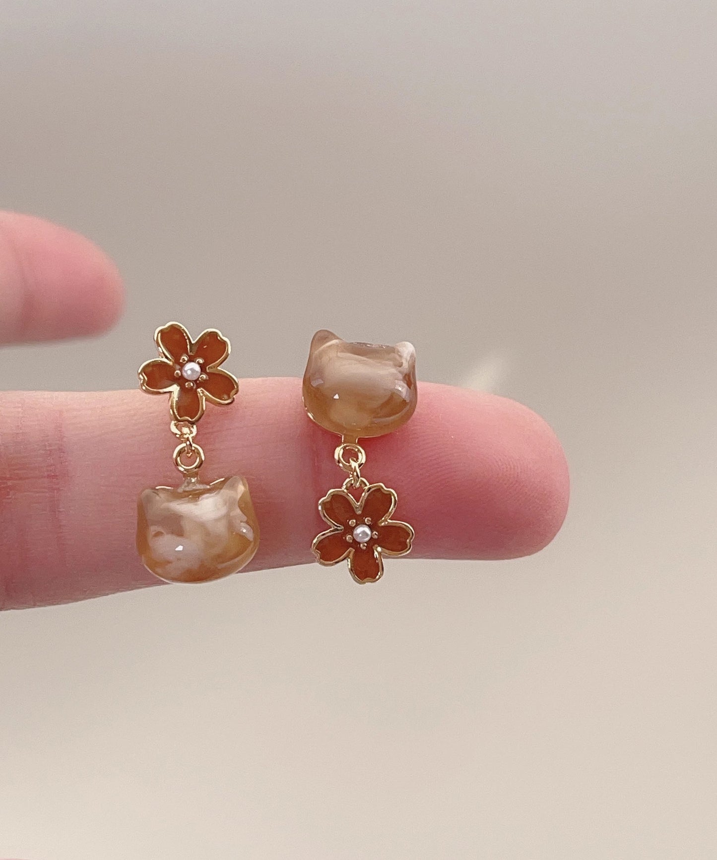 Modern Red Alloy Resin Cat Drop Earrings