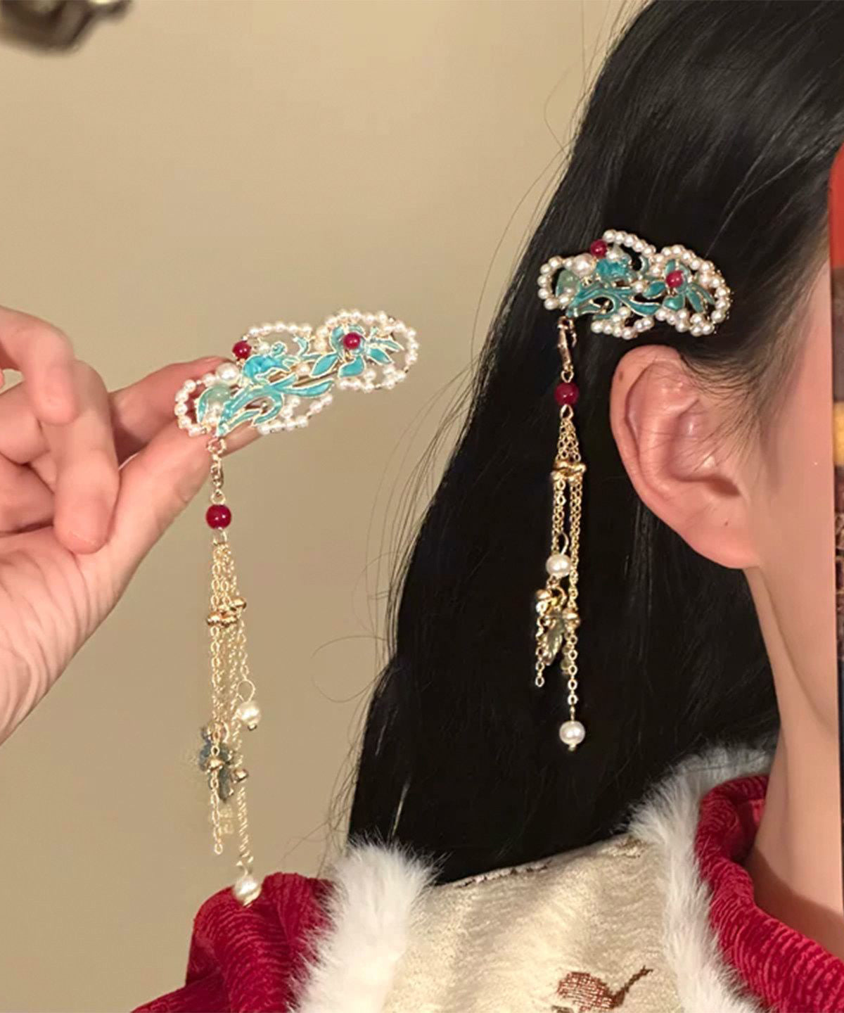 Classy Colorblock Copper Pearl Cloisonne Tassel a Pair Hairpin
