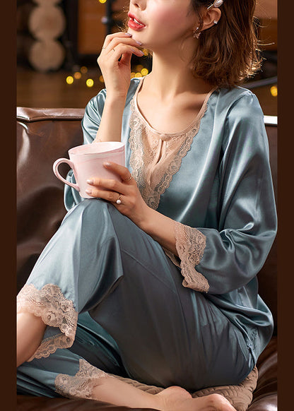 Blue Tops and Crop Pants Silk Fall Pajamas Two Piece Set O Neck