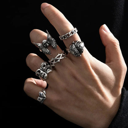 Rebel Poker Skeleton Dark Billiards Ring