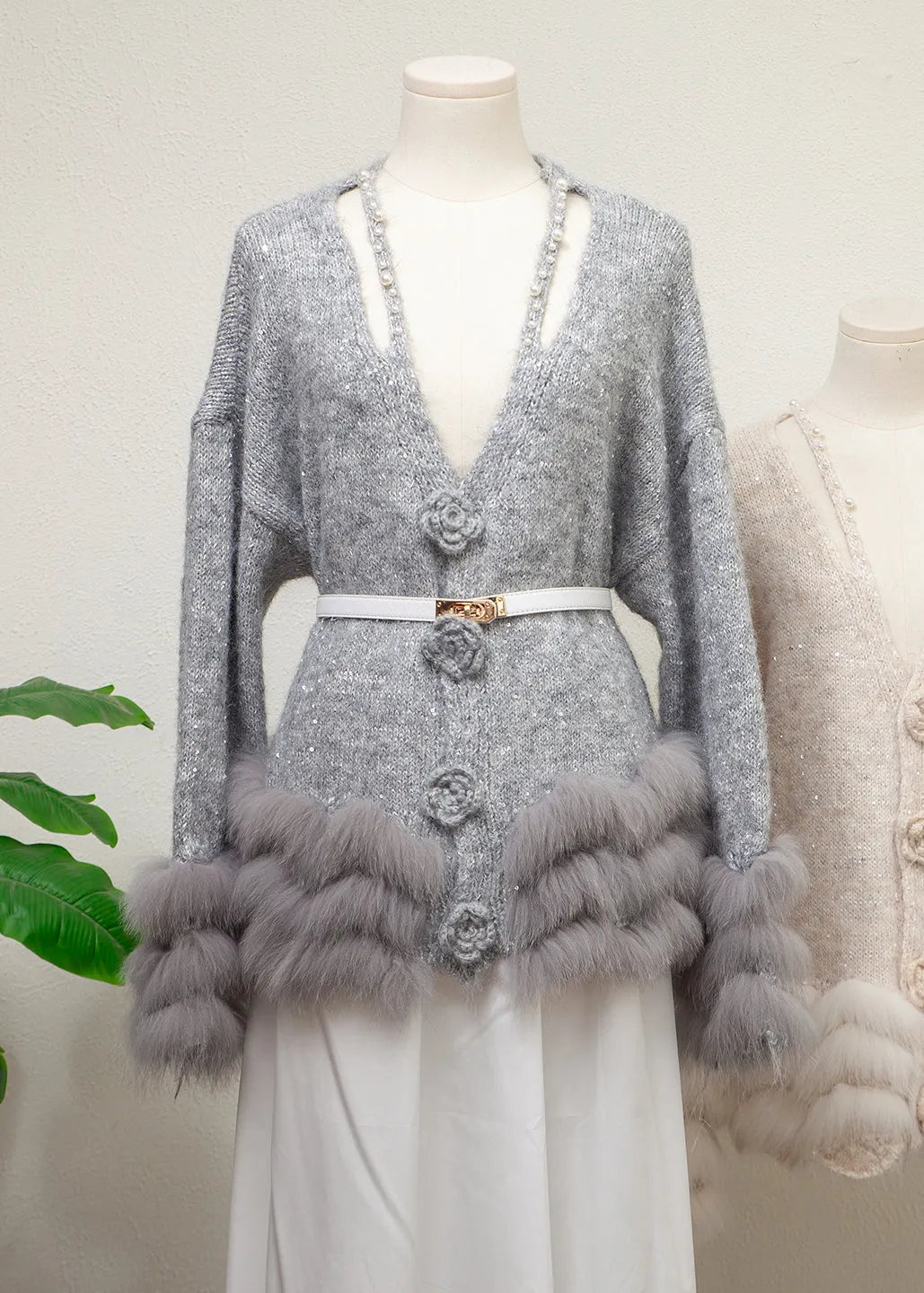 Grey V Neck Fox Fur Pearl Patchwork Knit Sweaters Winter