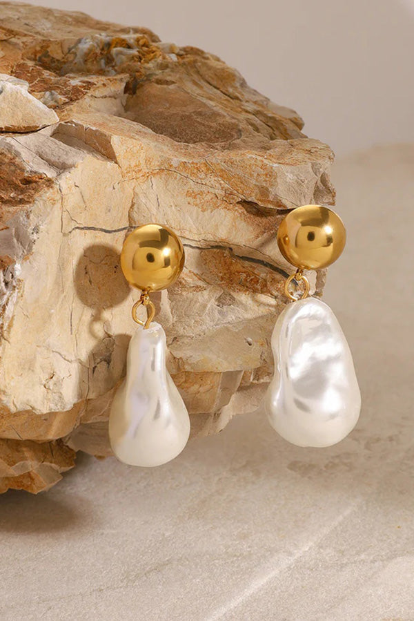 And Luxurious Pearl Earrings