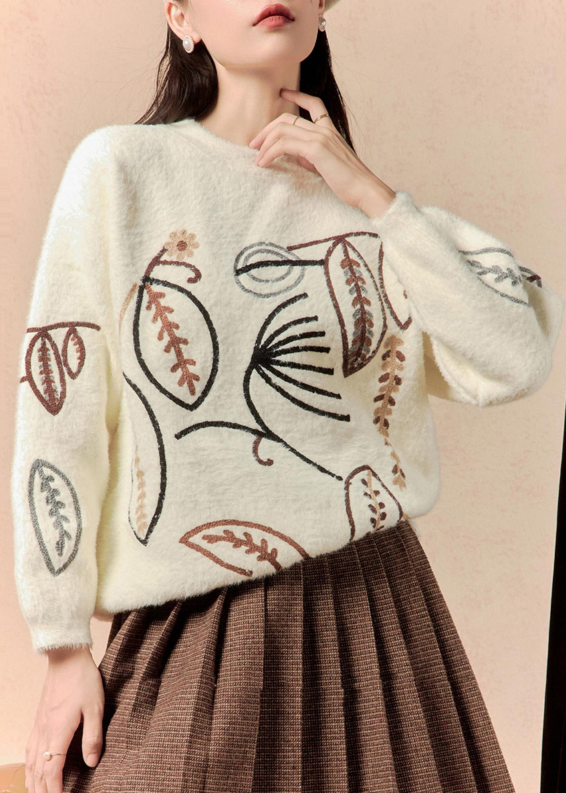 White O Neck Embroidered Cotton Knit Sweater Winter