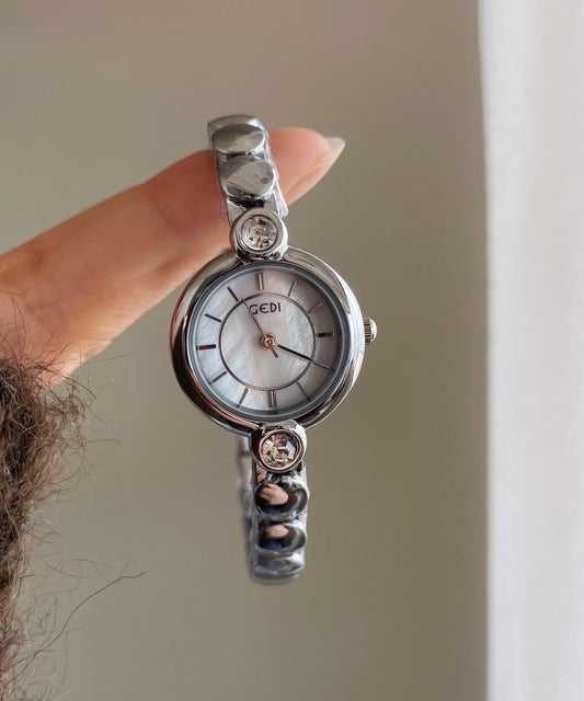 Fine Silk Alloy Quartz Movement Chain Watches