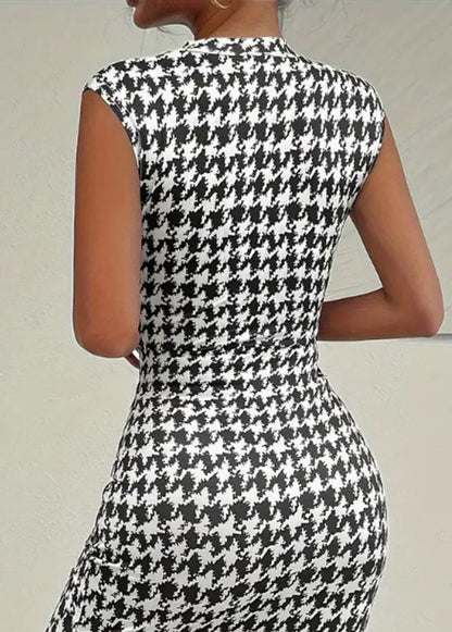 Fitted White O Neck Plaid Cotton Mid Dress Sleeveless