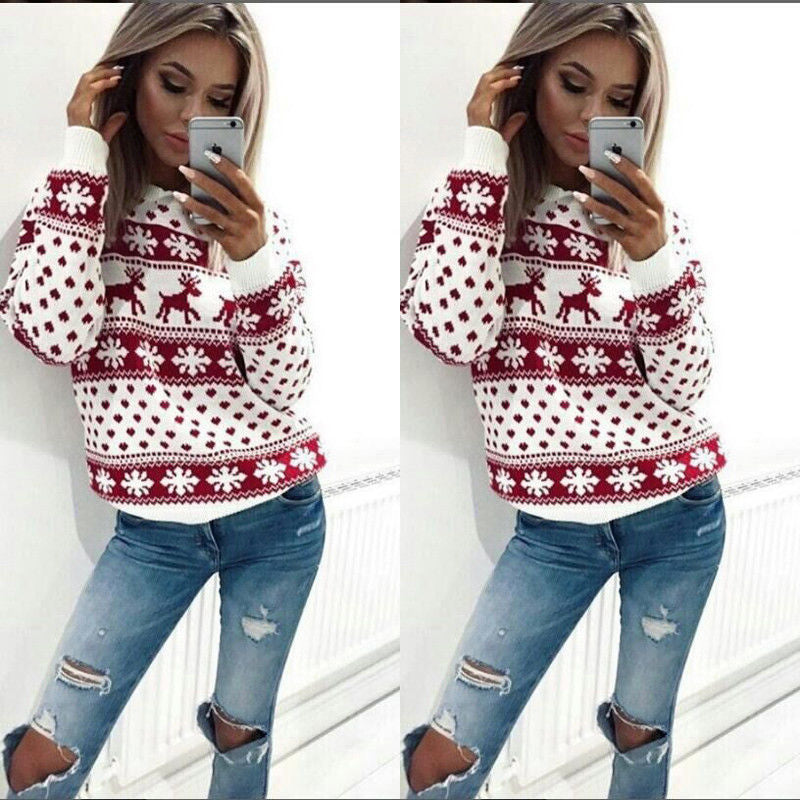 Women's Cozy Christmas Sweater with Snowflake and Reindeer Pattern