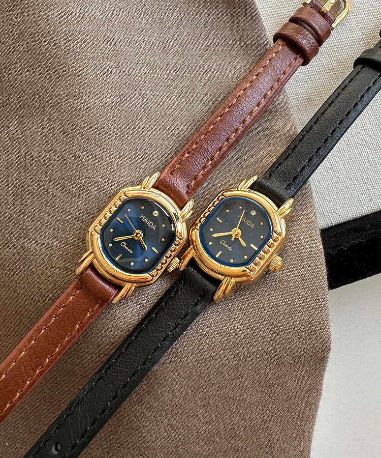 Simple Black Leather Metal Quartz Movement Hardlex Crystal Watches