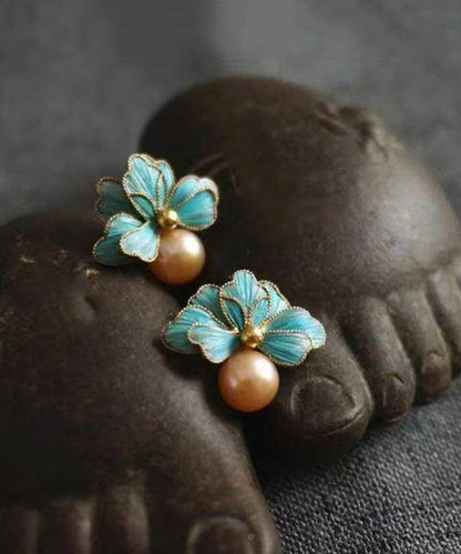 New Original Design Pearl Stud Earrings