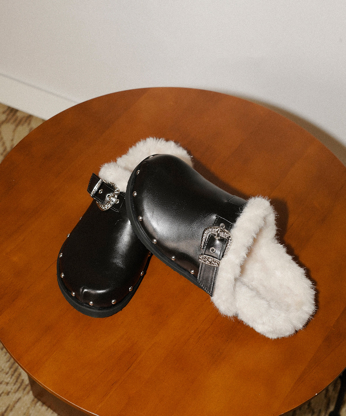 Black Slippers Shoes Faux Leather Rivet Splicing Fuzzy Wool Lined