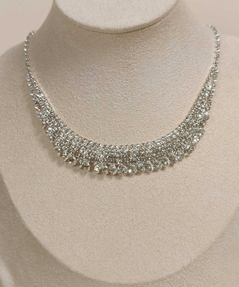 Silk Alloy Zircon Pendant Necklace