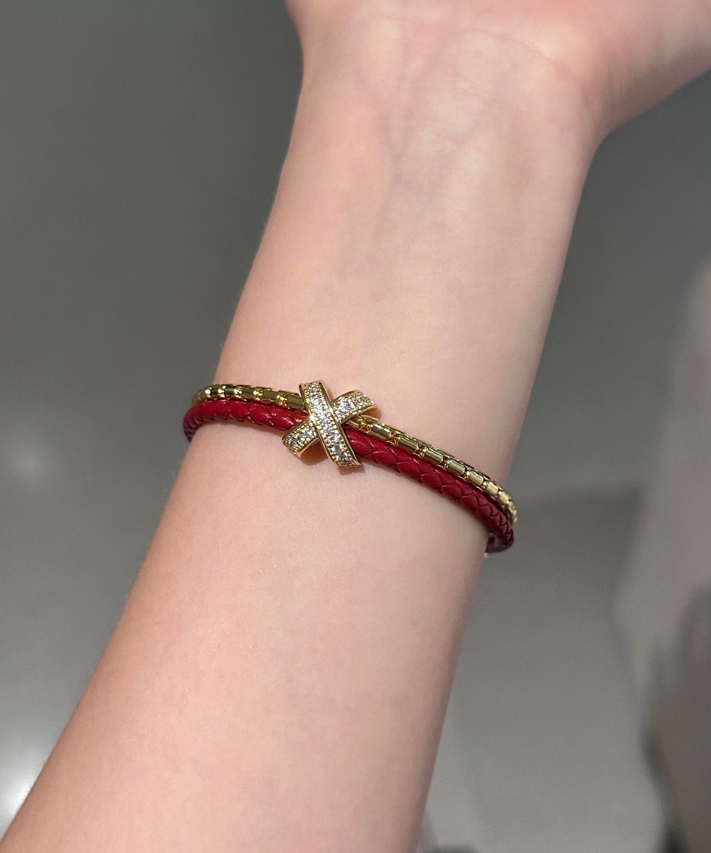 Red Leather Copper Alloy Zircon Bracelet