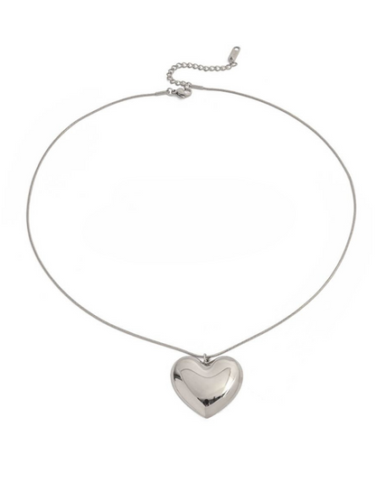 Lovina Heart Pendant Necklace