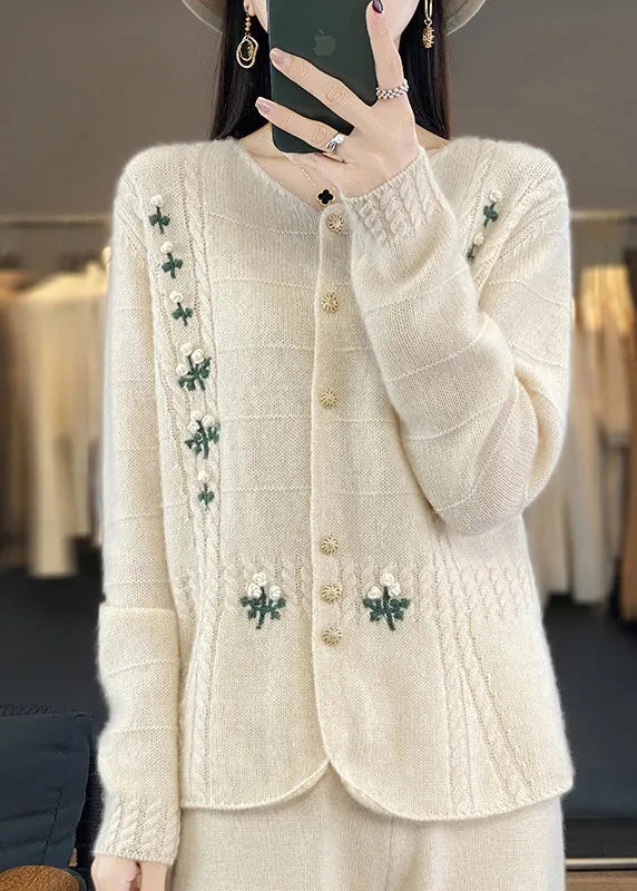 New Beige Embroideried Button Patchwork Cashmere Knit Coats Fall