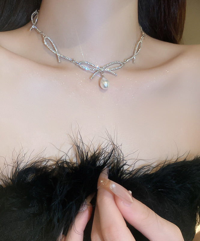 Silk Alloy Zircon Bow Pearl Pendant Necklace