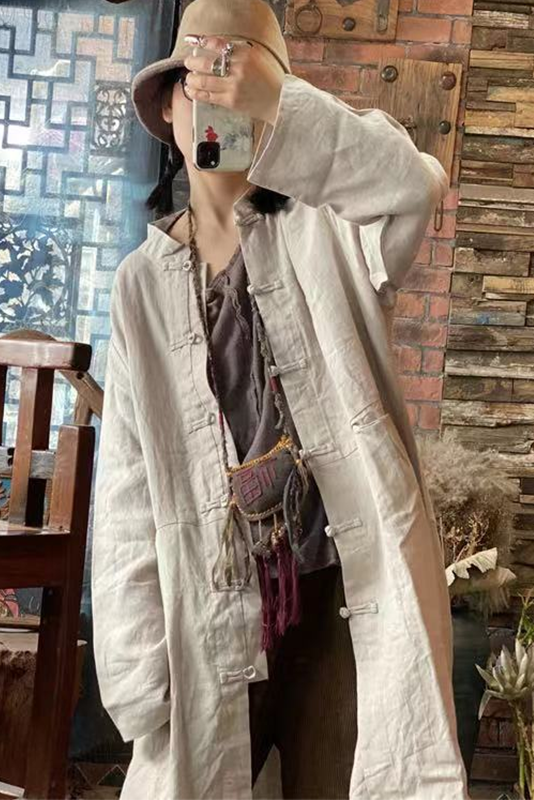 - White Linen Buckle Long Coat