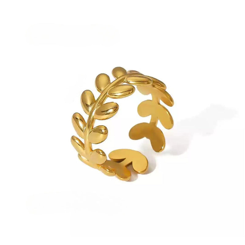 Lilian 18k Pleated Ring