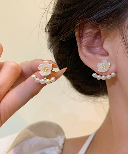 Brief White Copper Overgild Pearl Stud Earrings