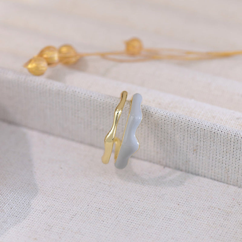 [] Veronica 9 to 5 Ring Set