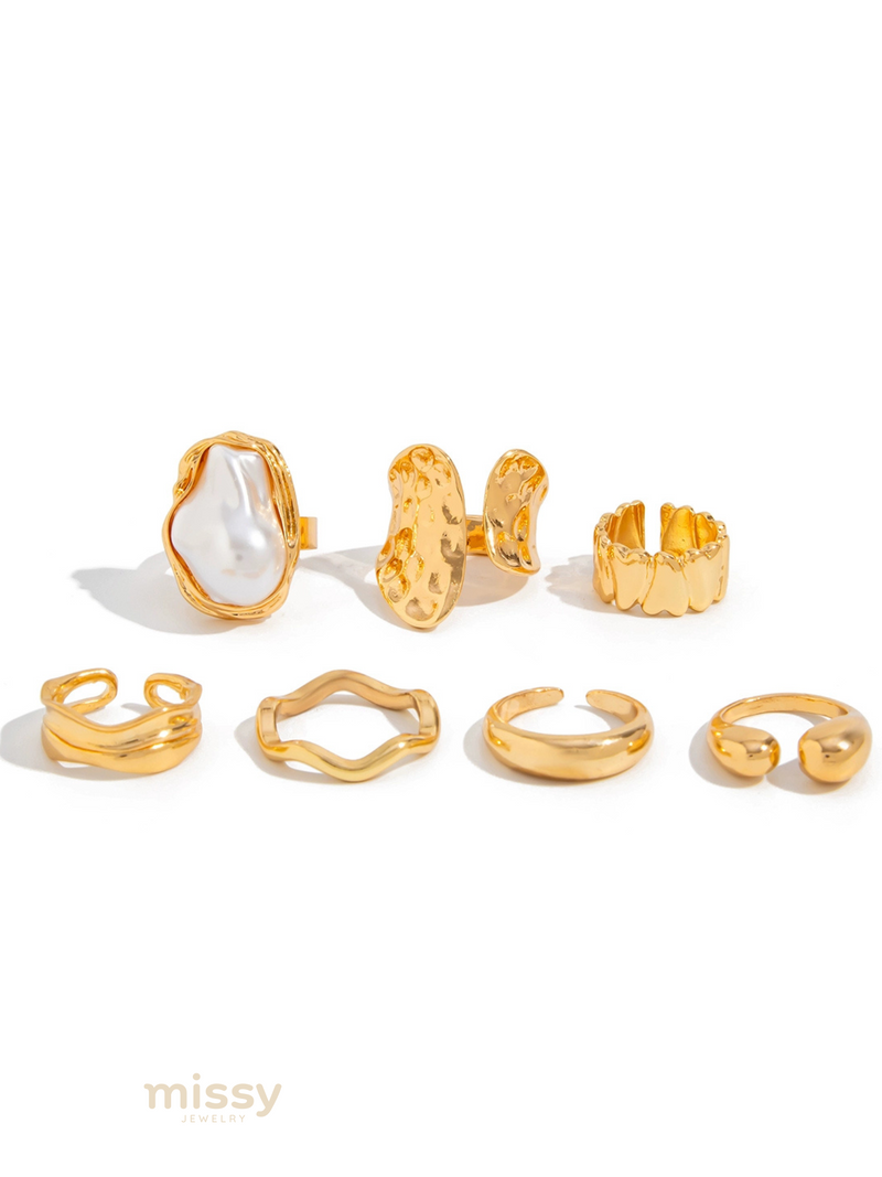 Zyrah Pearl Wave Ring Set