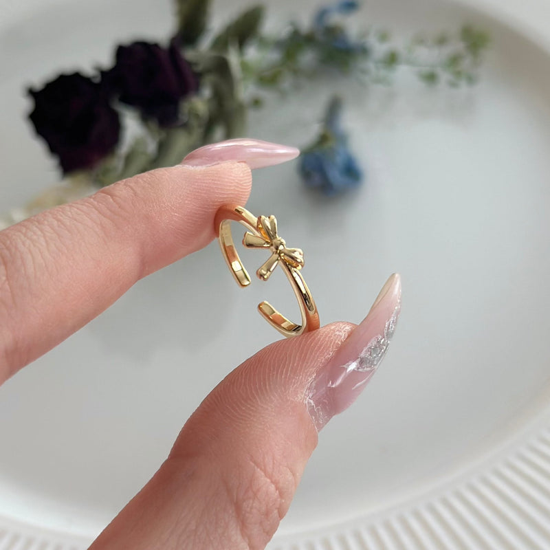 Lilou Bow Ring