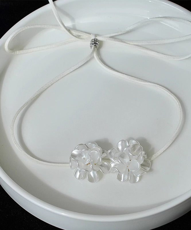 White Leather Bow Tie Lace Pendant Necklace Yu003