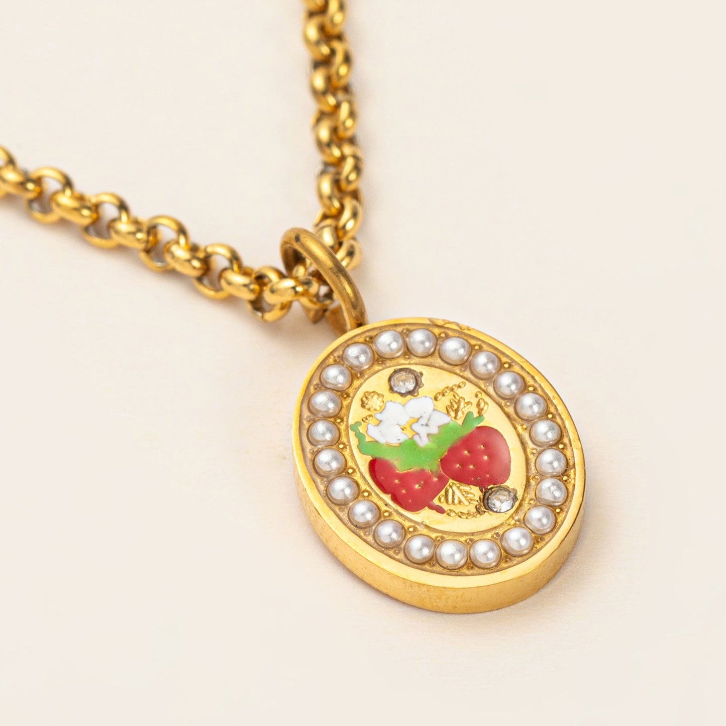 Dainty Pearl Strawberry Pendant Necklace