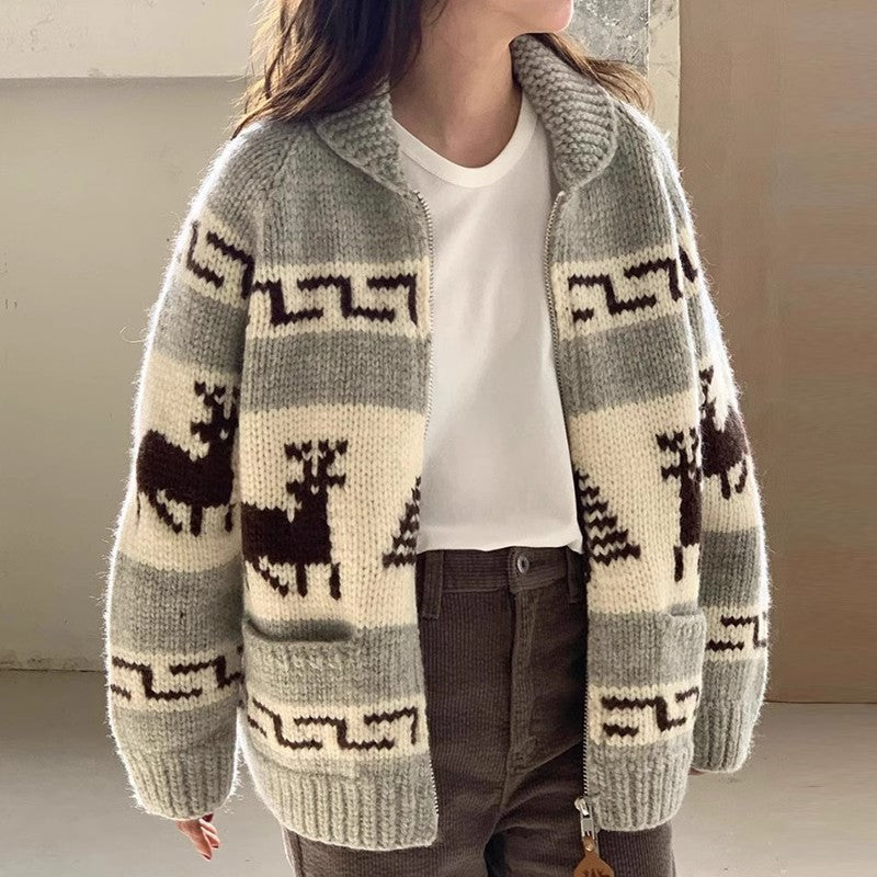 Women's Cozy Zip Cardigan with Festive Motif R&B