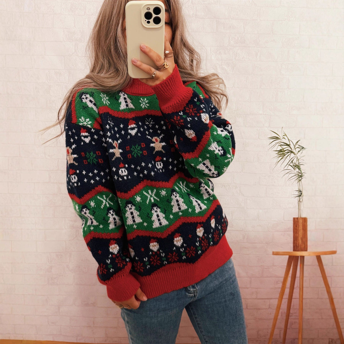 Women's Christmas Sweater with Cheerful Motif and Casual Cut R&B