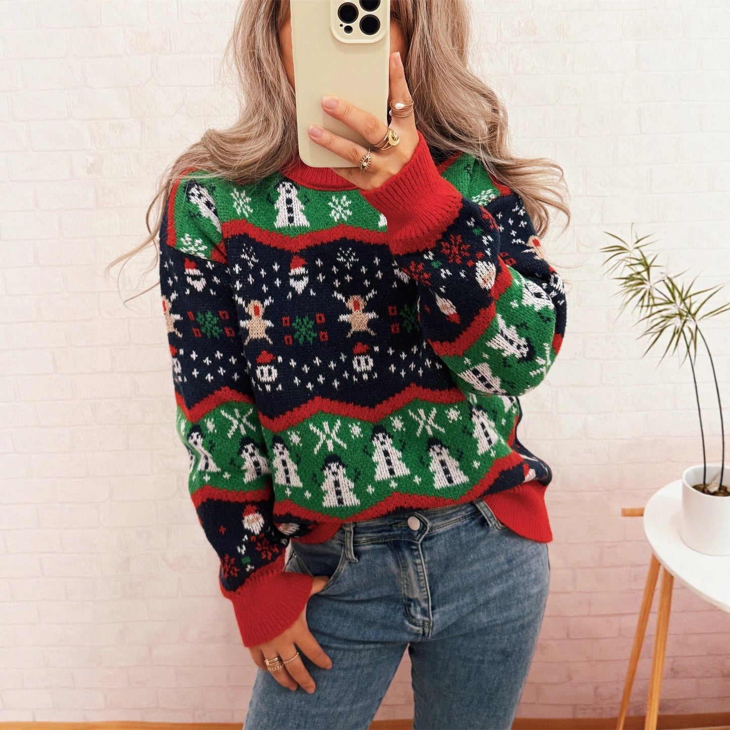 Women's Christmas Sweater with Cheerful Motif and Casual Cut R&B
