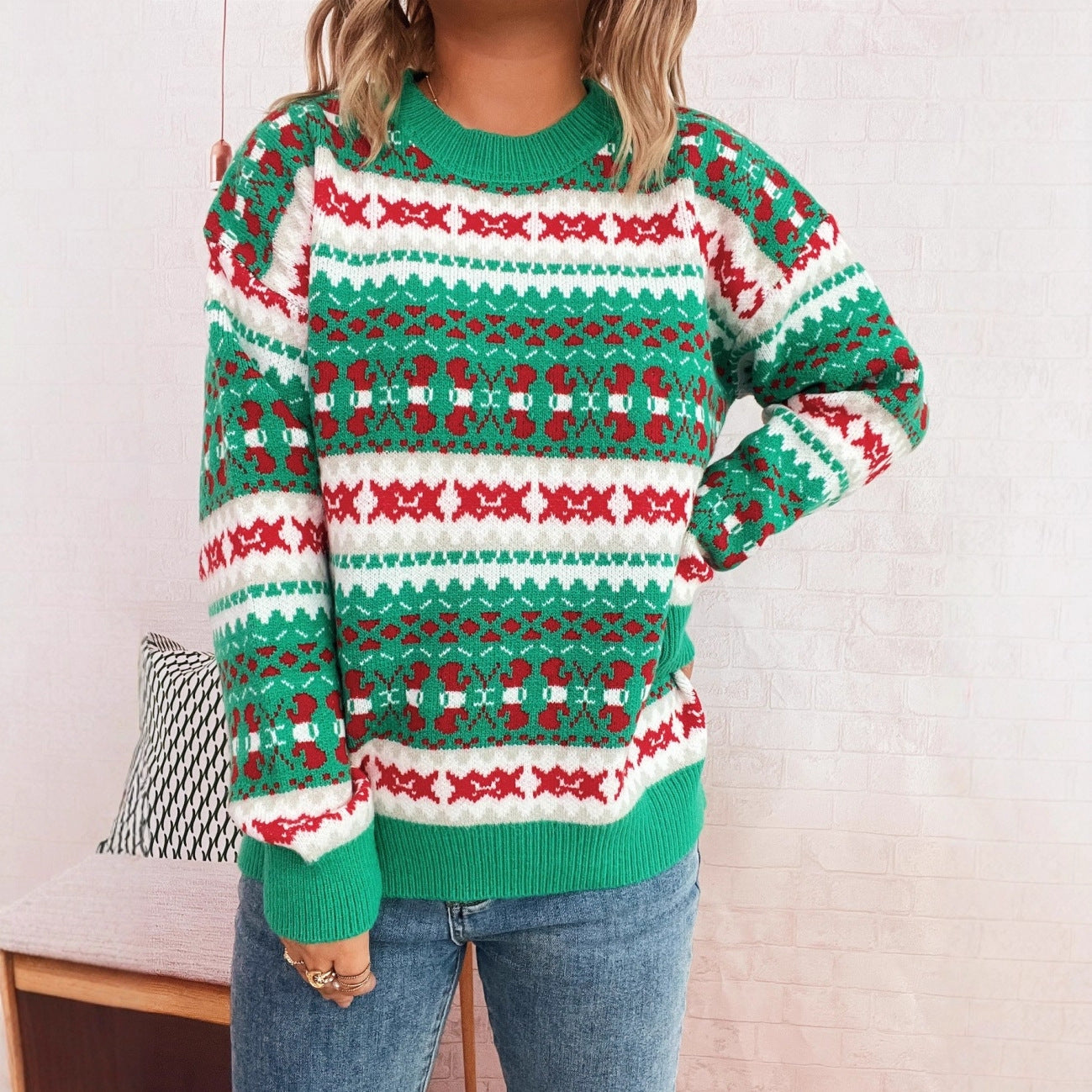 Women's Christmas Sweater with Festive Motif and Relaxed Fit R&B