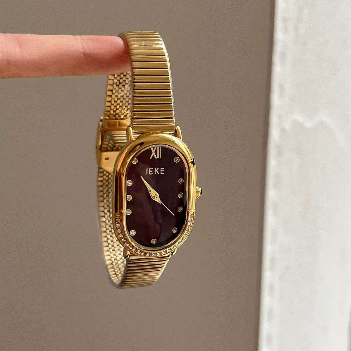 Oval Dial Bracelet Watch