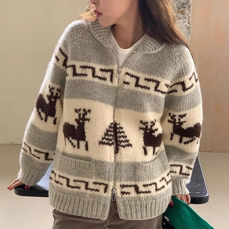 Women's Cozy Zip Cardigan with Festive Motif R&B