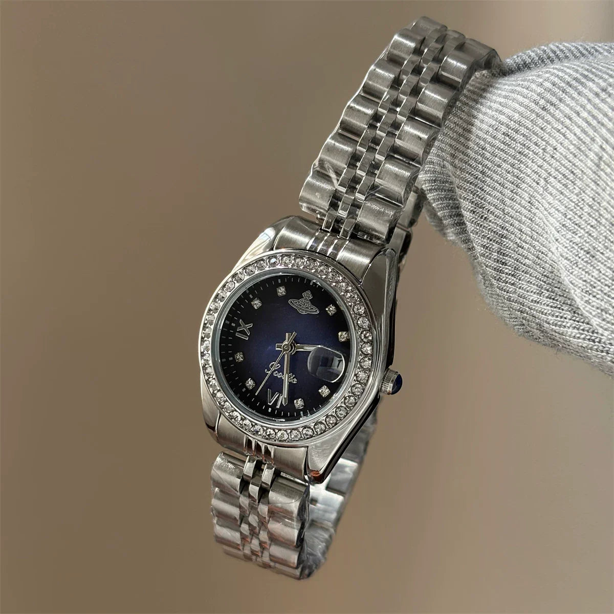 Round Bracelet Watch