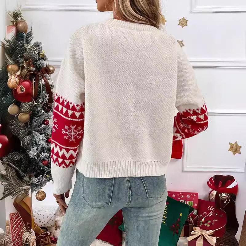 Women's Cozy Christmas Sweater with Festive Reindeer Pattern and Crew Neck