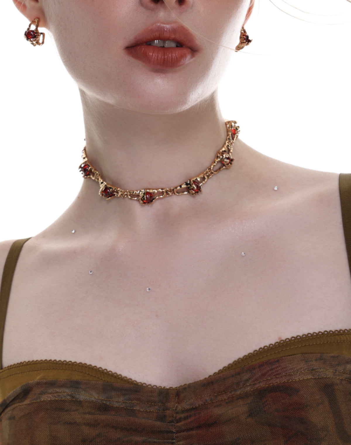 Leena Garnet Necklace